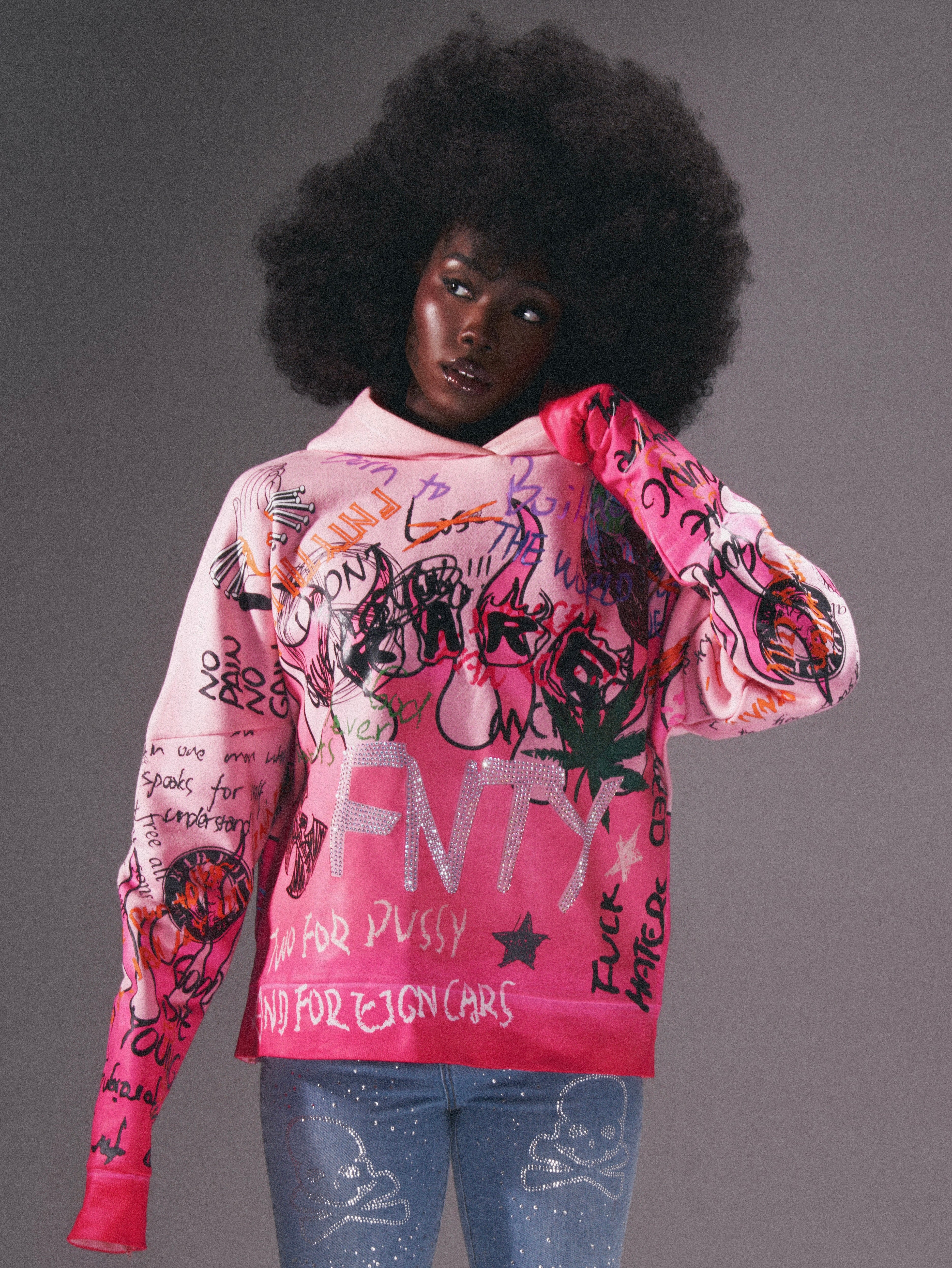 “BUBBLE PINK” HOODIE (EXCL)