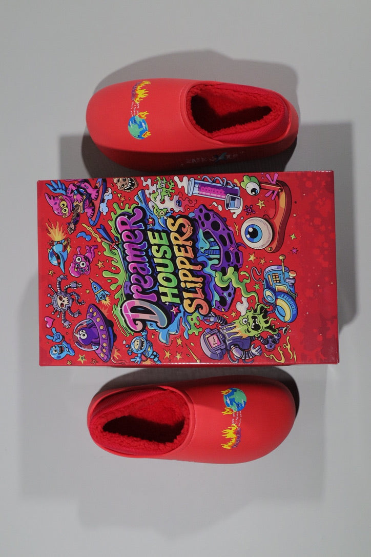 "RED" DREAMER HOUSE SLIPPER (EXCL)