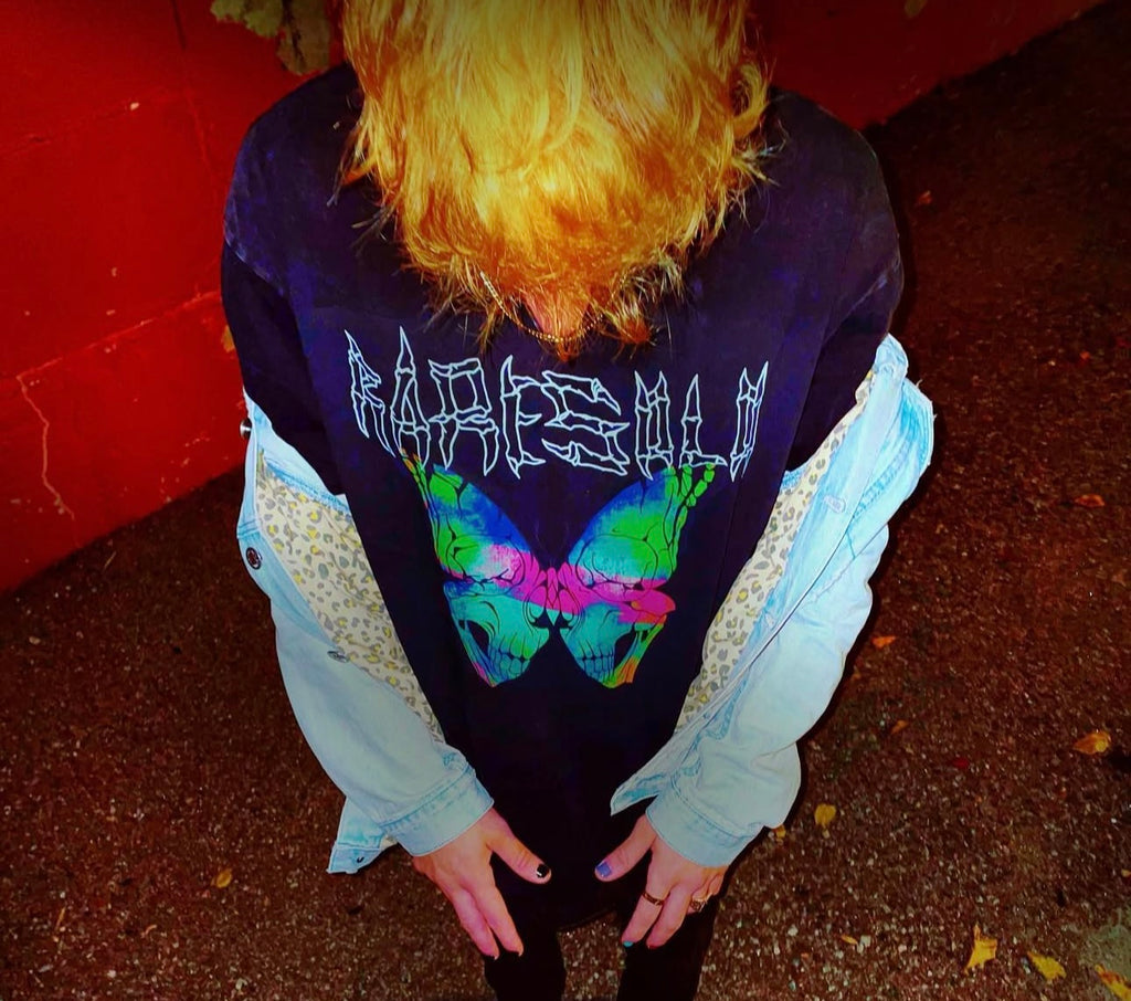 BUTTERFLY SKULL TEE "Acid Washed"