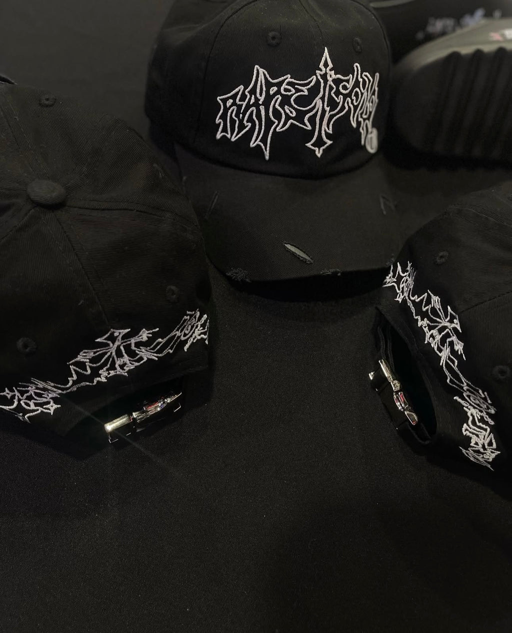 “RARE SOLO” DISTRESSED HAT