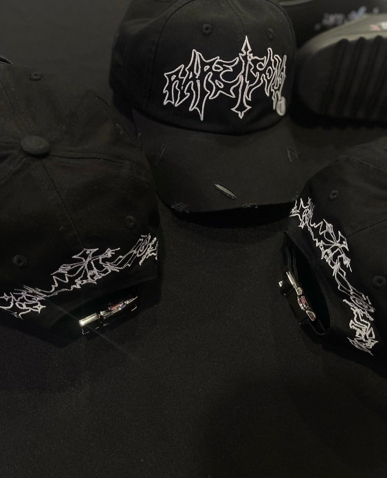 “RARE SOLO” DISTRESSED HAT