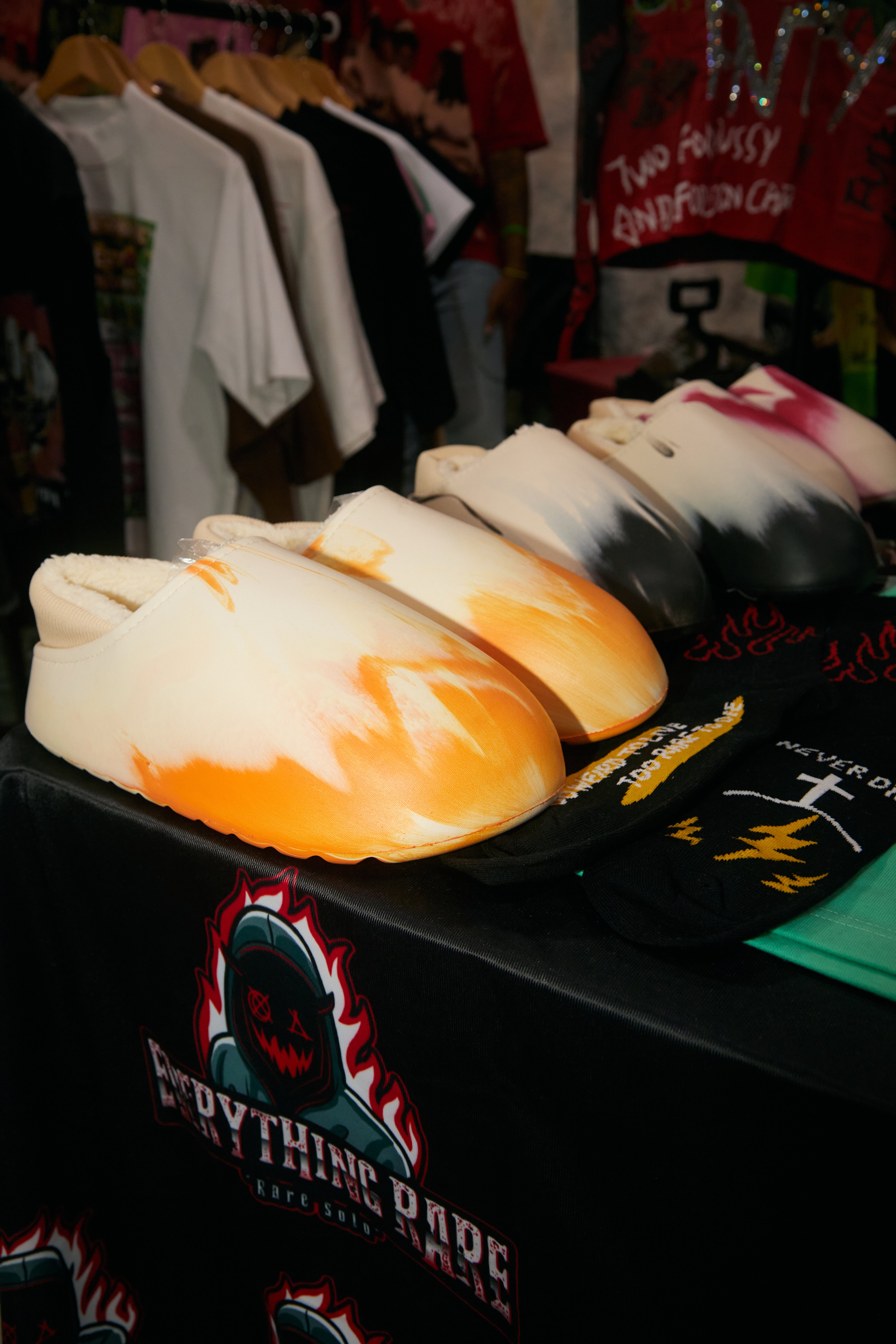 PAINT HOUSE SLIPPERS