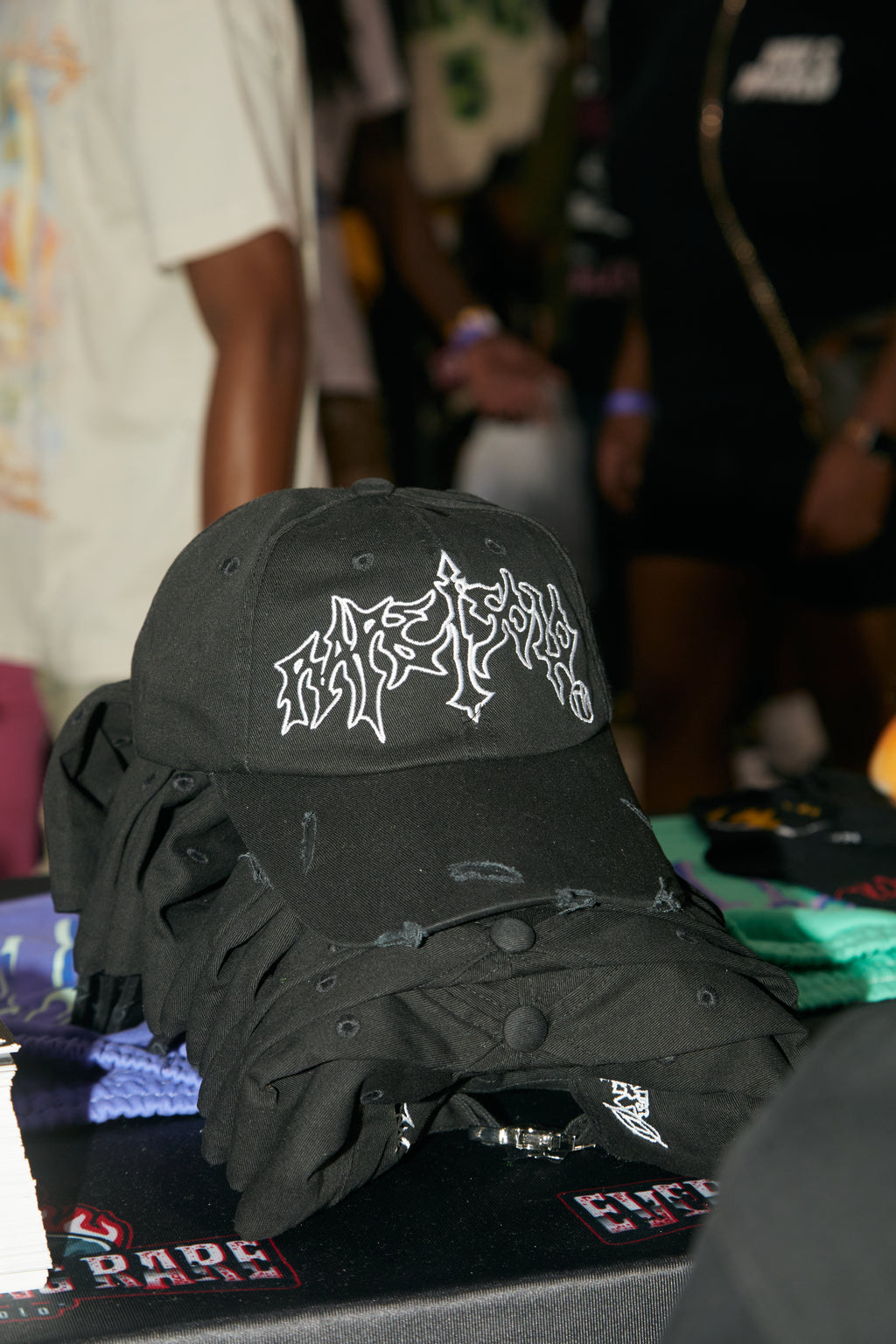 “RARE SOLO” DISTRESSED HAT